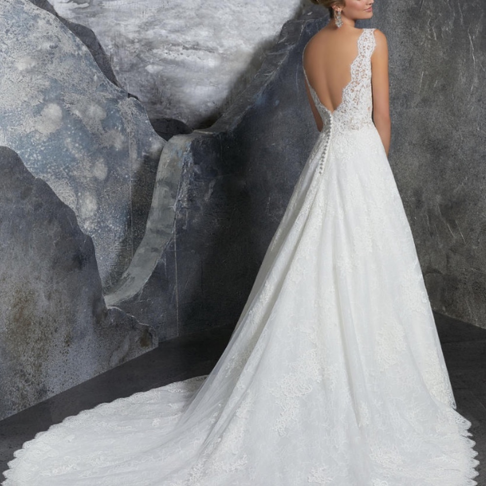 Morilee Wedding Dress, Perfect Condition - Picture 3 of 8